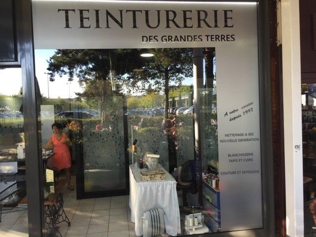 Grandes terres stickers vitrine