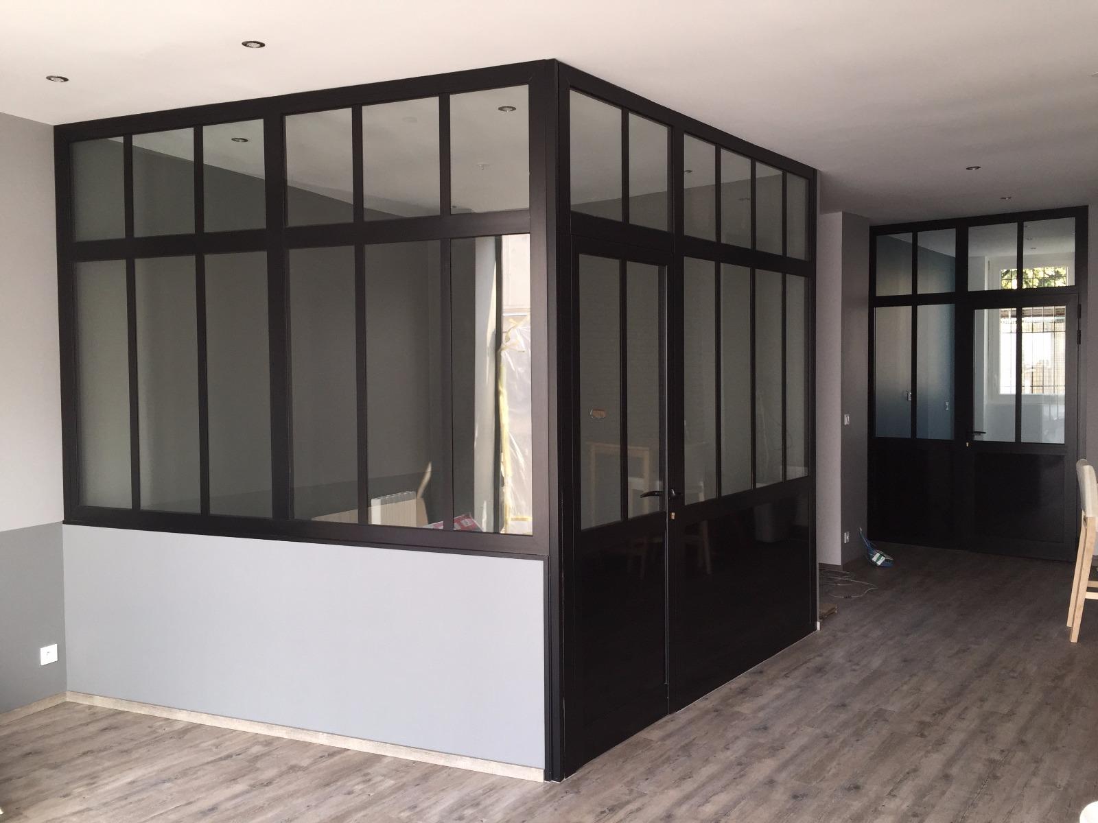 Bureau style verrière