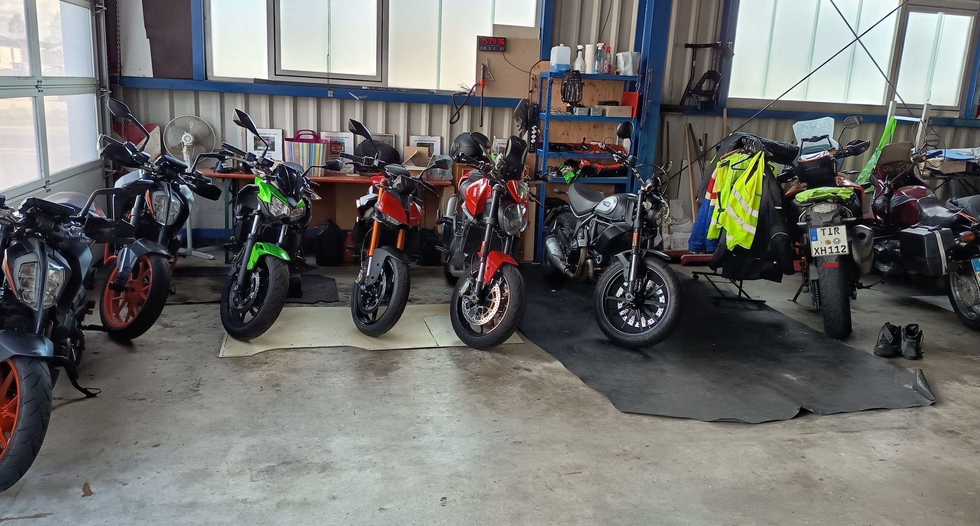 unser Motorradfuhrpark wurde um eine Fantic mit Kurven ABS erweitert