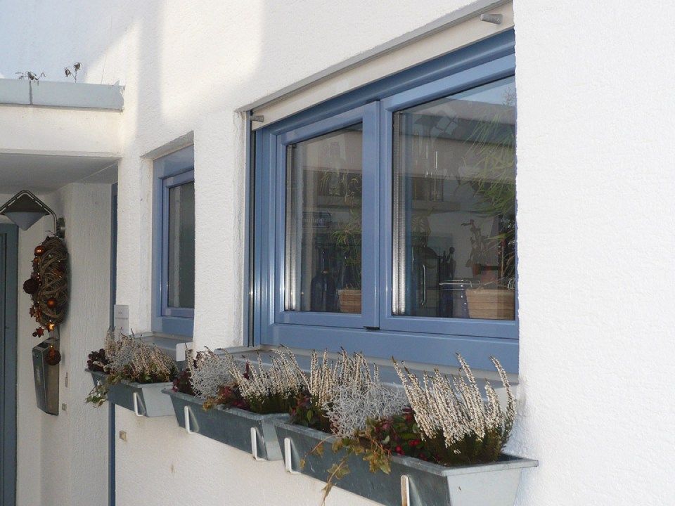 Hochwertige Holz-Alu Fenster von der Bernd Fauser Fensterbau GmbH aus Hattenhofen.