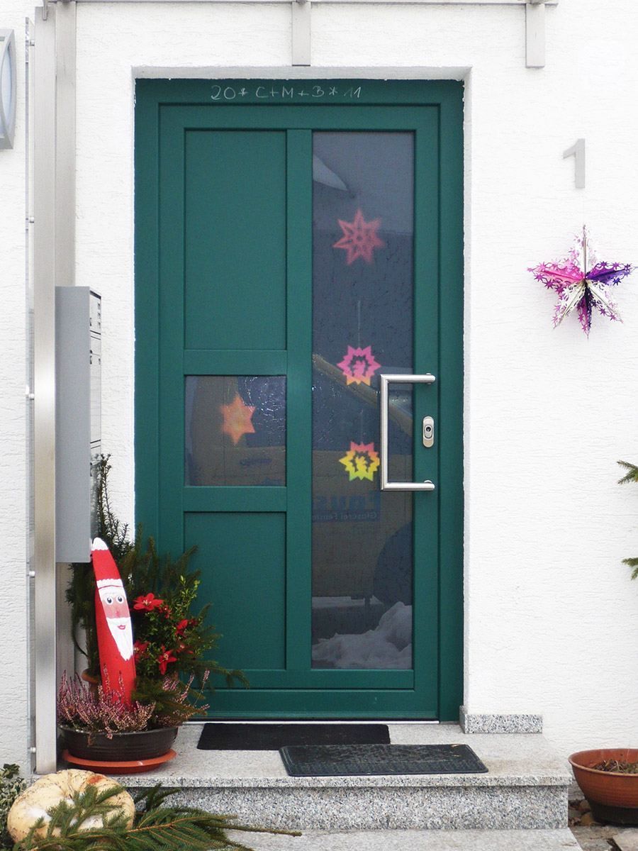 Hochwertige Holz-Alu Türen von der Bernd Fauser Fensterbau GmbH aus Hattenhofen.