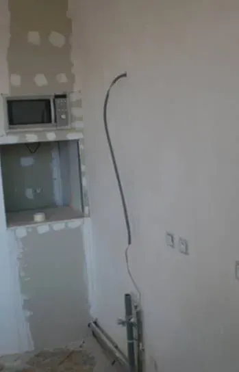 Installation de l'électricité dans une cuisine