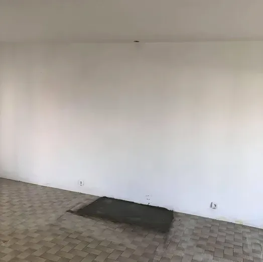 Finition de la pièce avec peinture