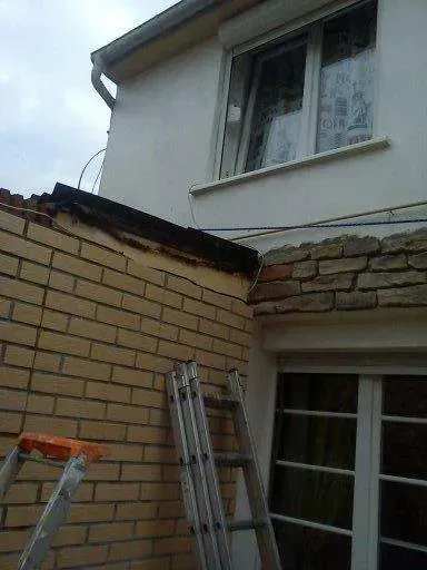 Pose de plaquettes sur lfaçade