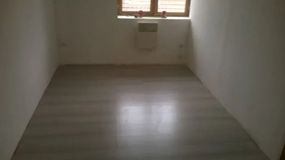 Pose d'un nouveau parquet flottant