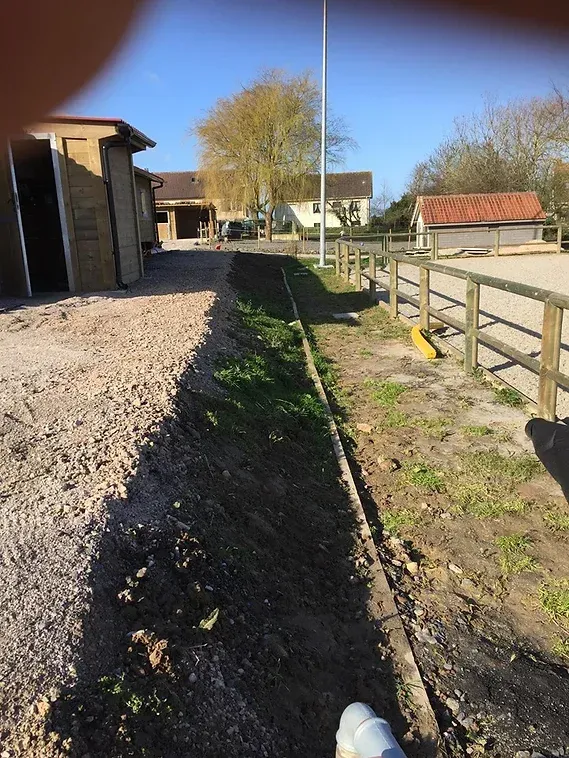 Préparation du pourtour de carrière pour le futur aménagement