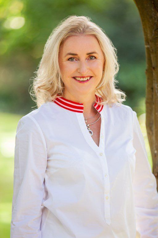 Geschminktes Frauengesicht