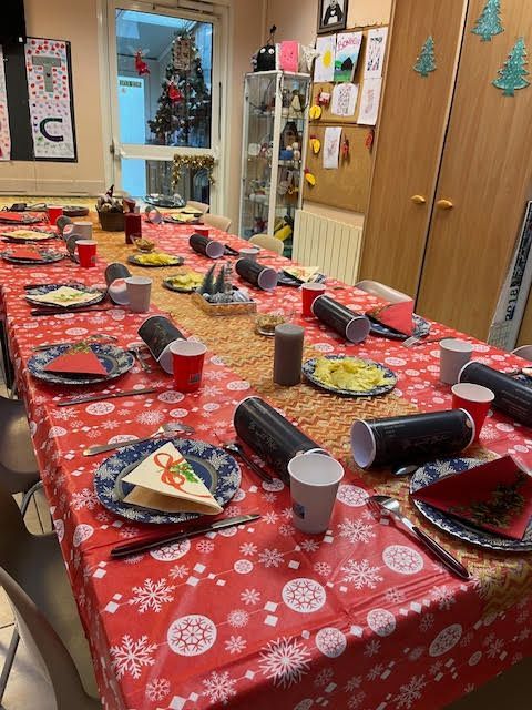 Table décorée pour un repas