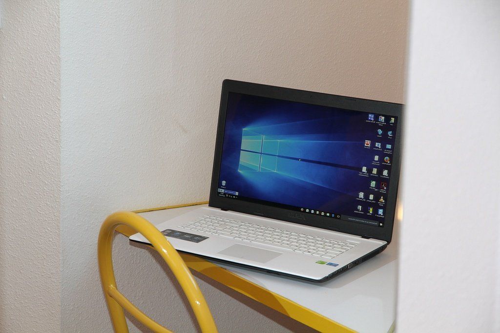 L'espace bureau dans votre chambre à l'Europe Hôtel près de Nevers