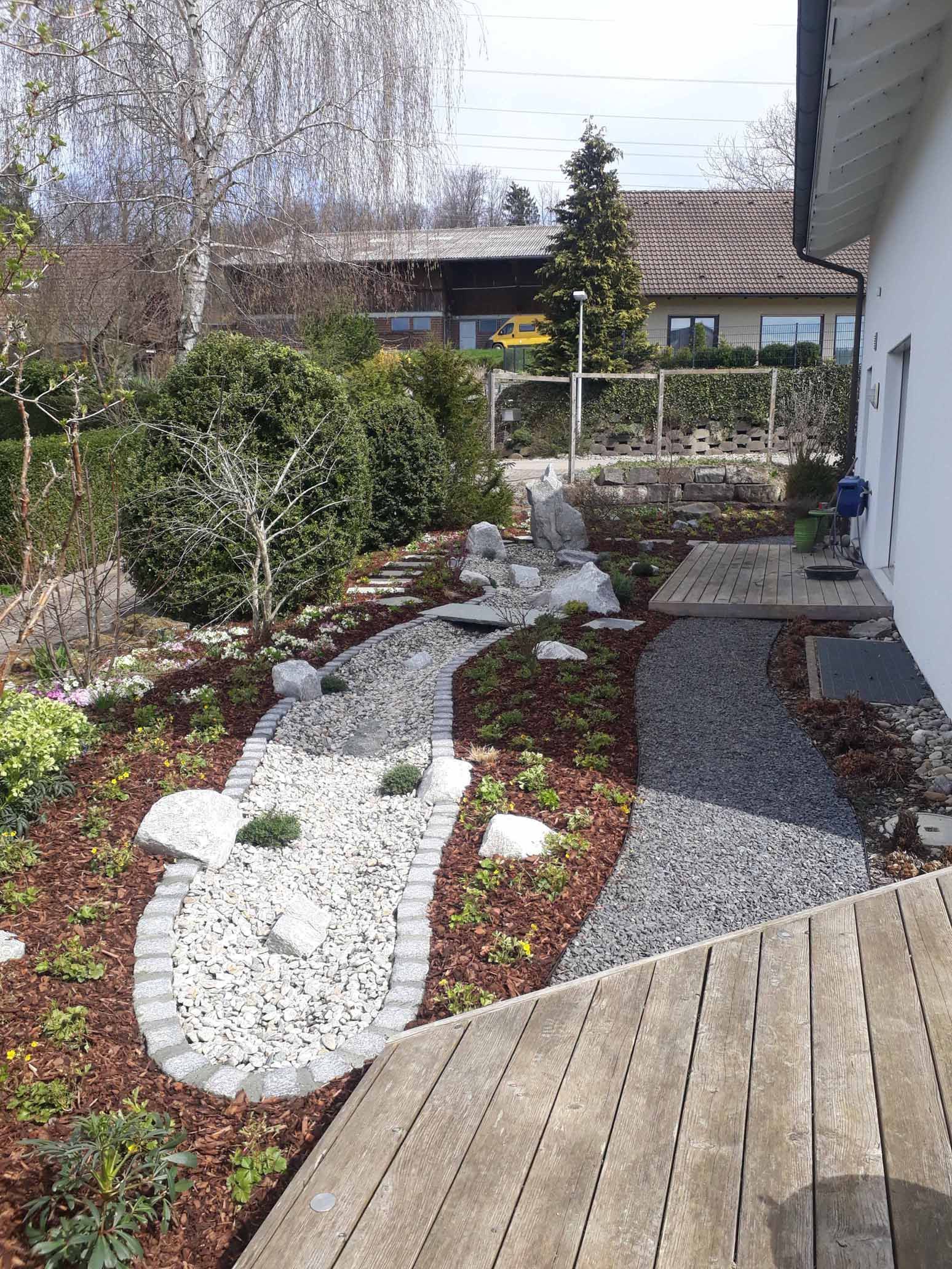 Gartenunterhalt - Islisberg - Stutz Gartenbau