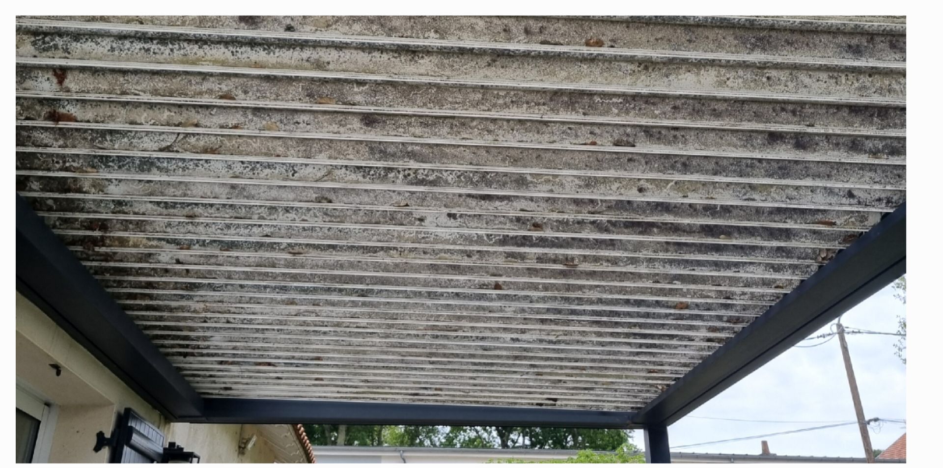 Pergola bioclimatique avant