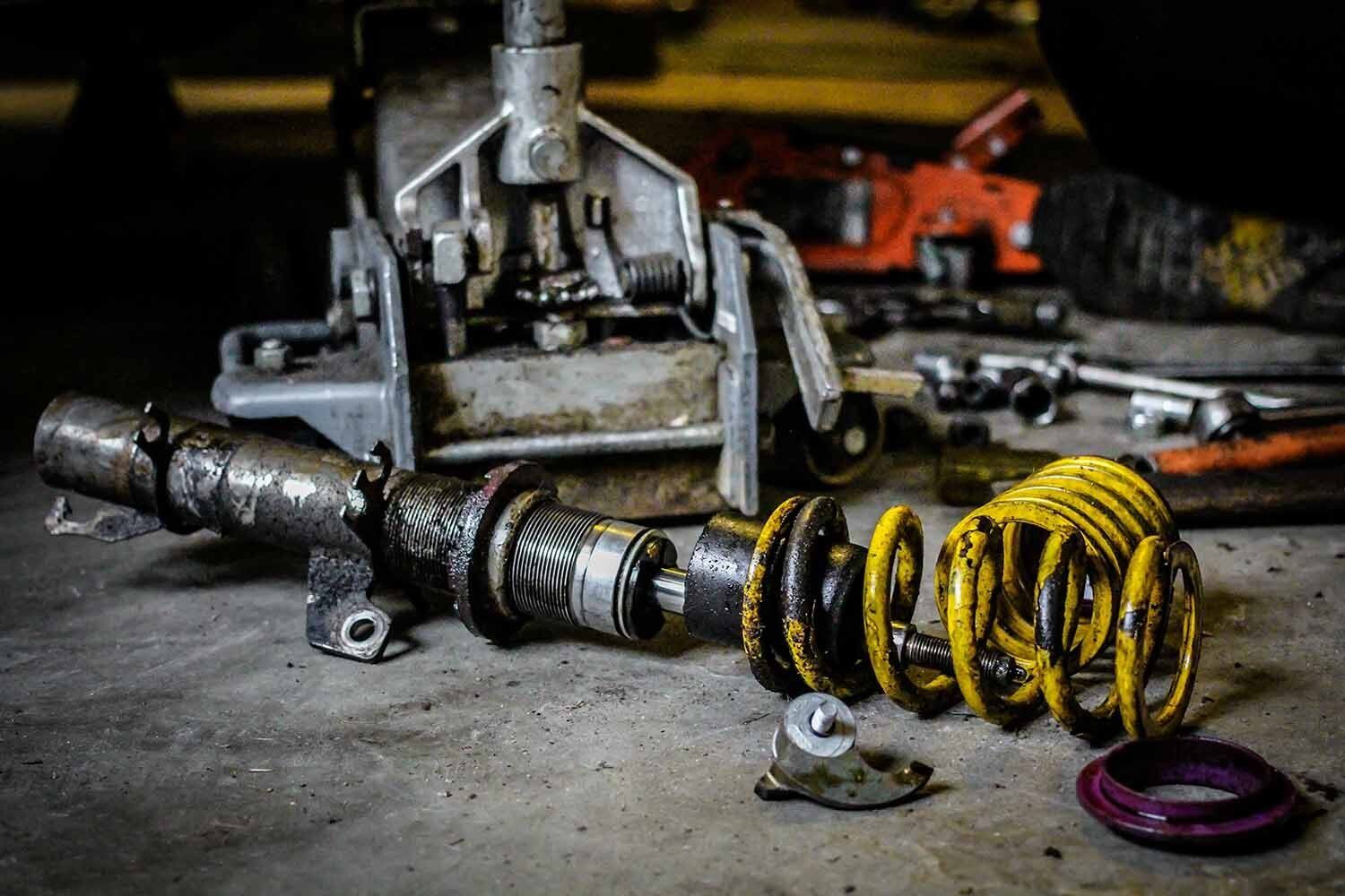 Amortisseur de voiture