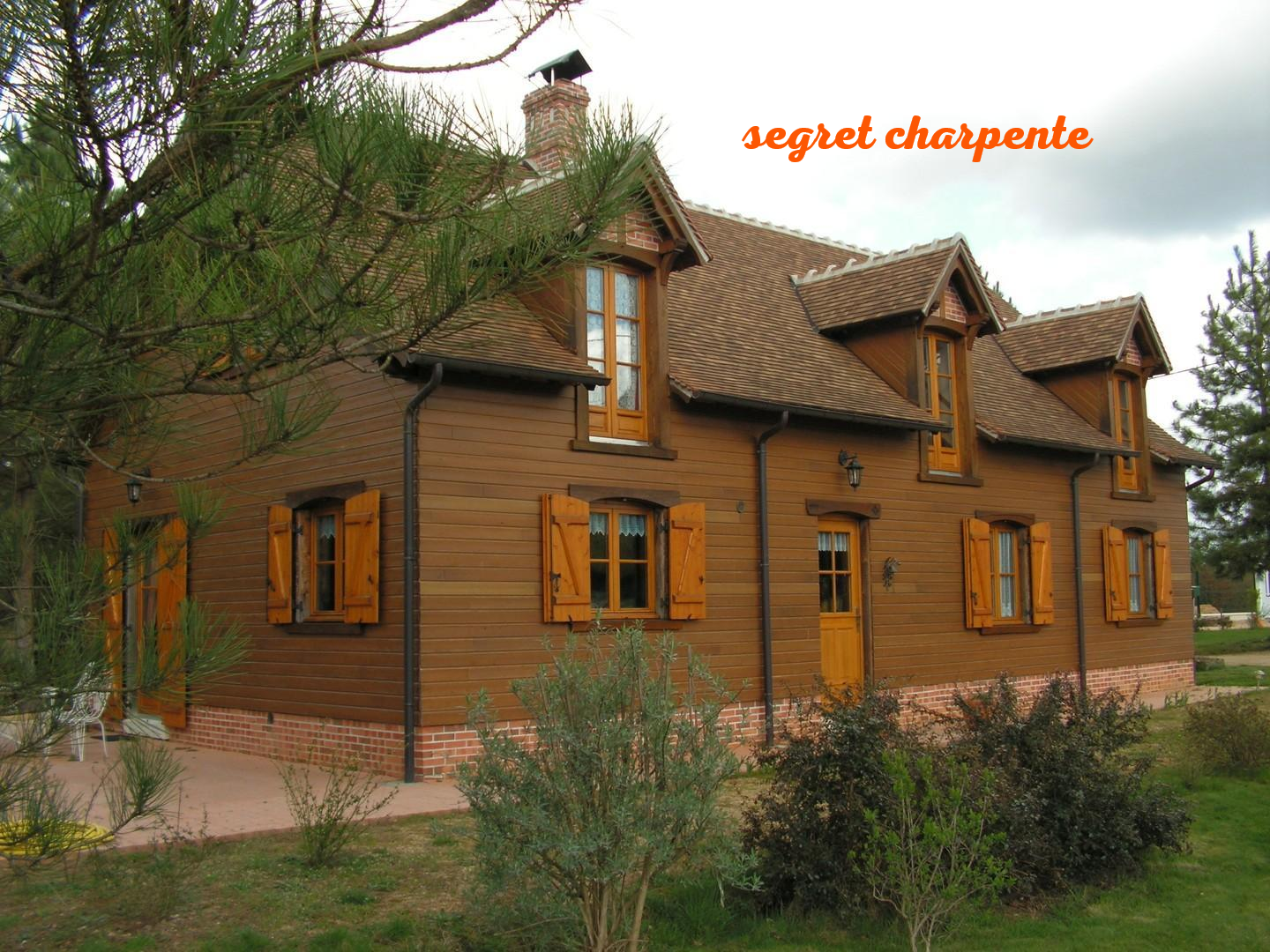 maison bois poteau poutre