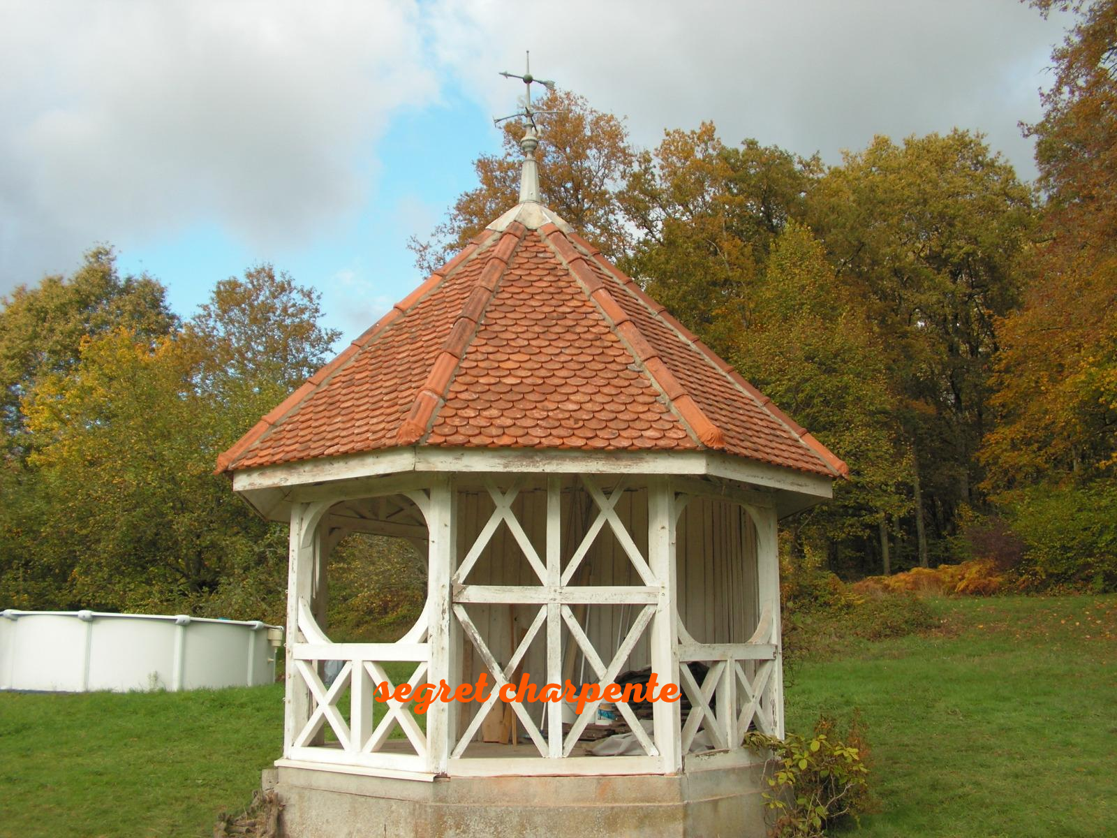 kiosque en tuile écaillées Méry sur cher 18 Cher