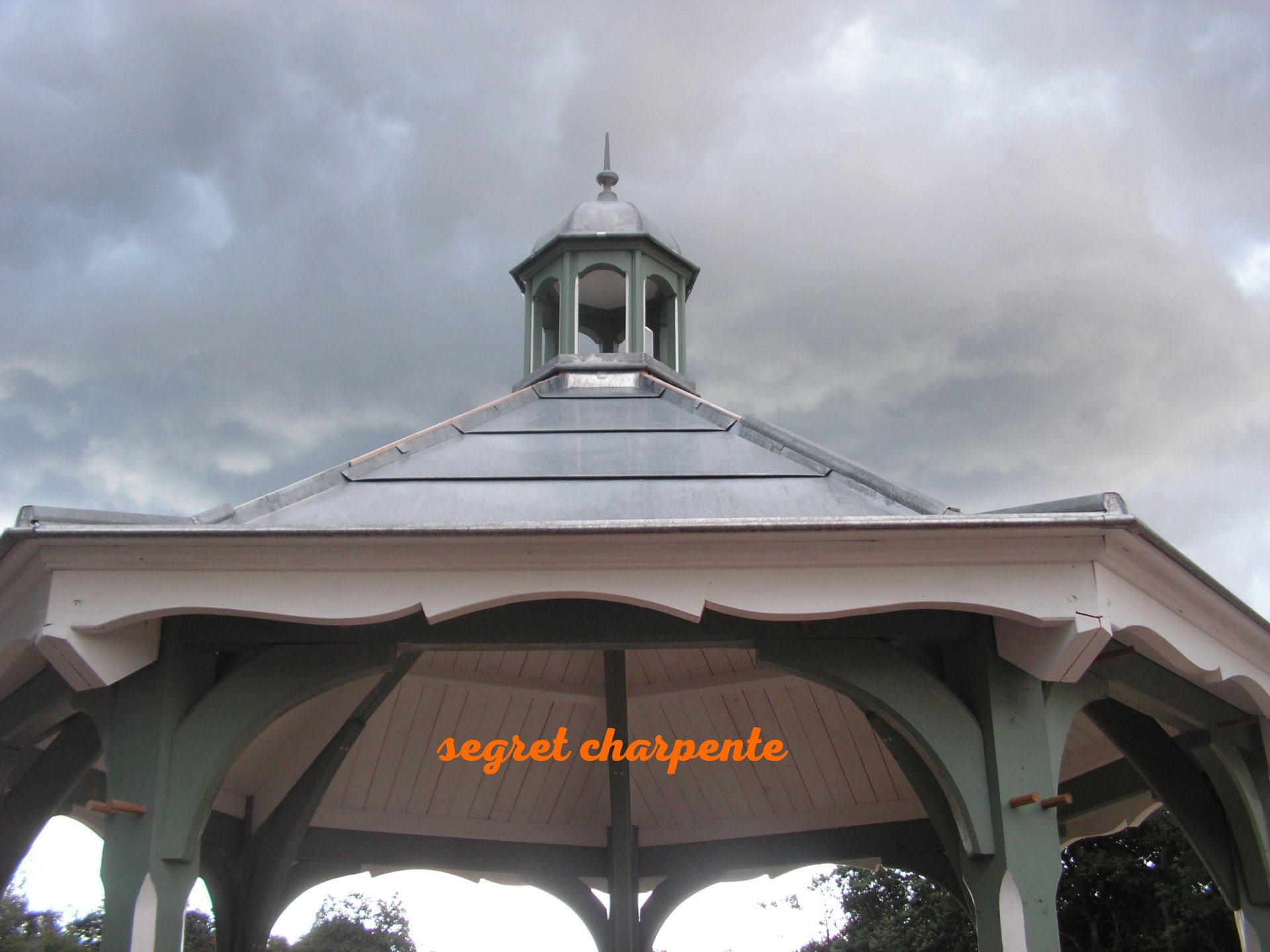 gloriette kiosque Villefranche sur Cher