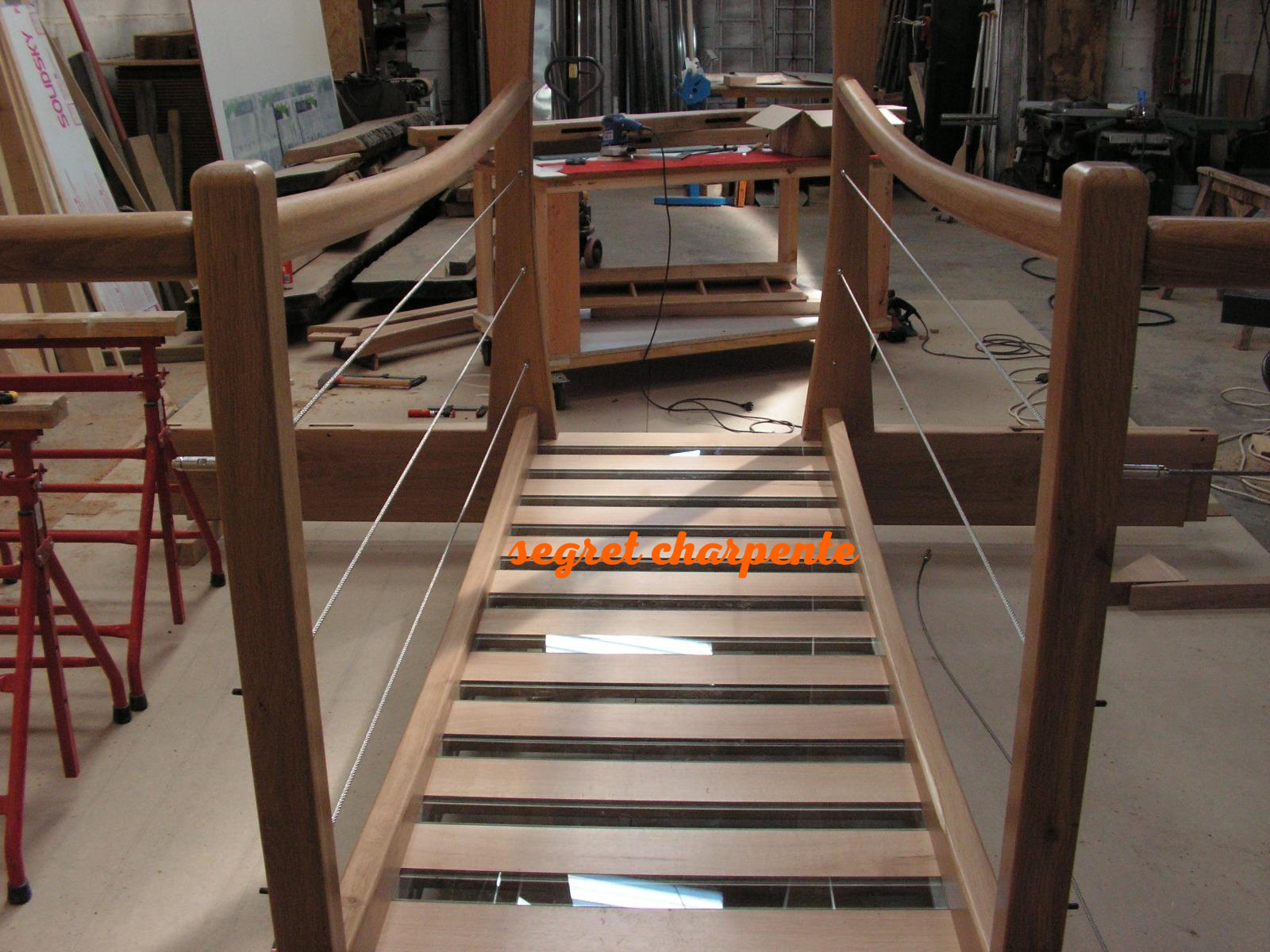 Segret Charpente, Passerrelle d'intérieur