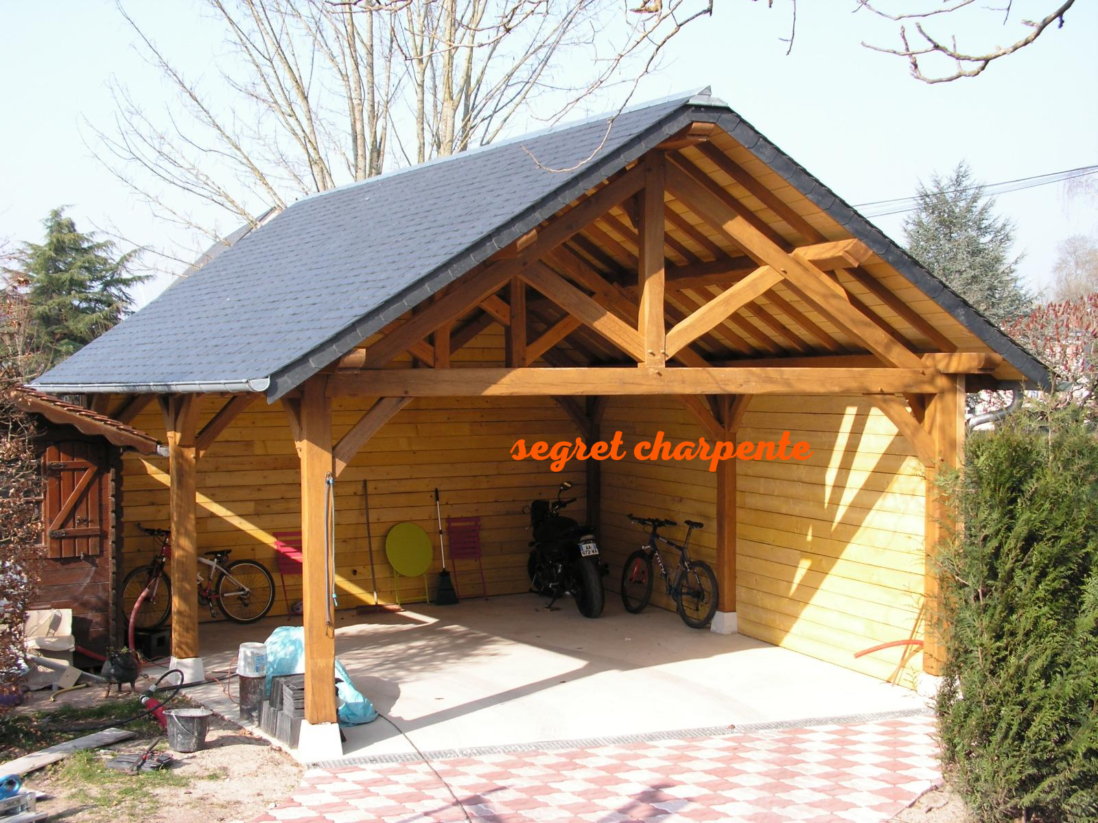 Préau en chêne - Loir-et-Cher