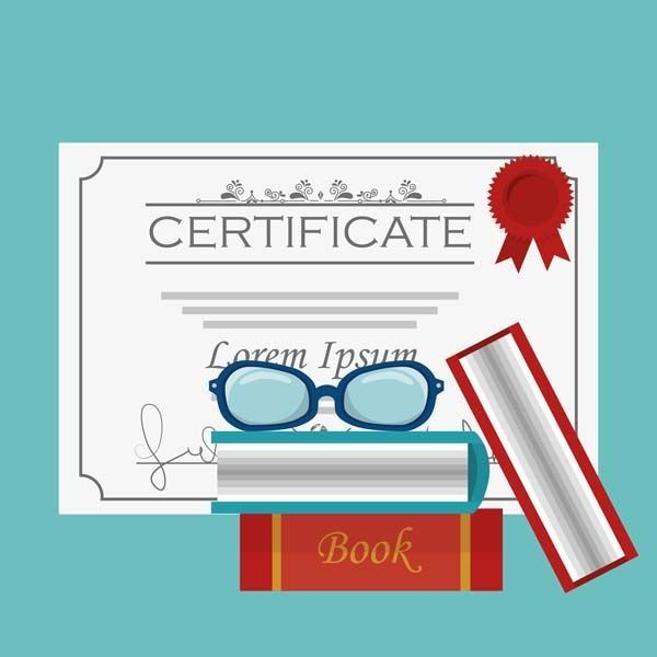 Un certificado con gafas encima de una pila de libros.
