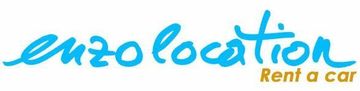 Logo d'enzolocation, un service de location de voitures. Le texte est bleu et indique « enzolocation Rent a car » avec les mots « Rent a car » en plus petit, en orange.