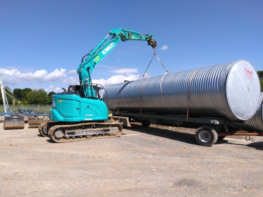 Transport et déplacement de cuve d'eau