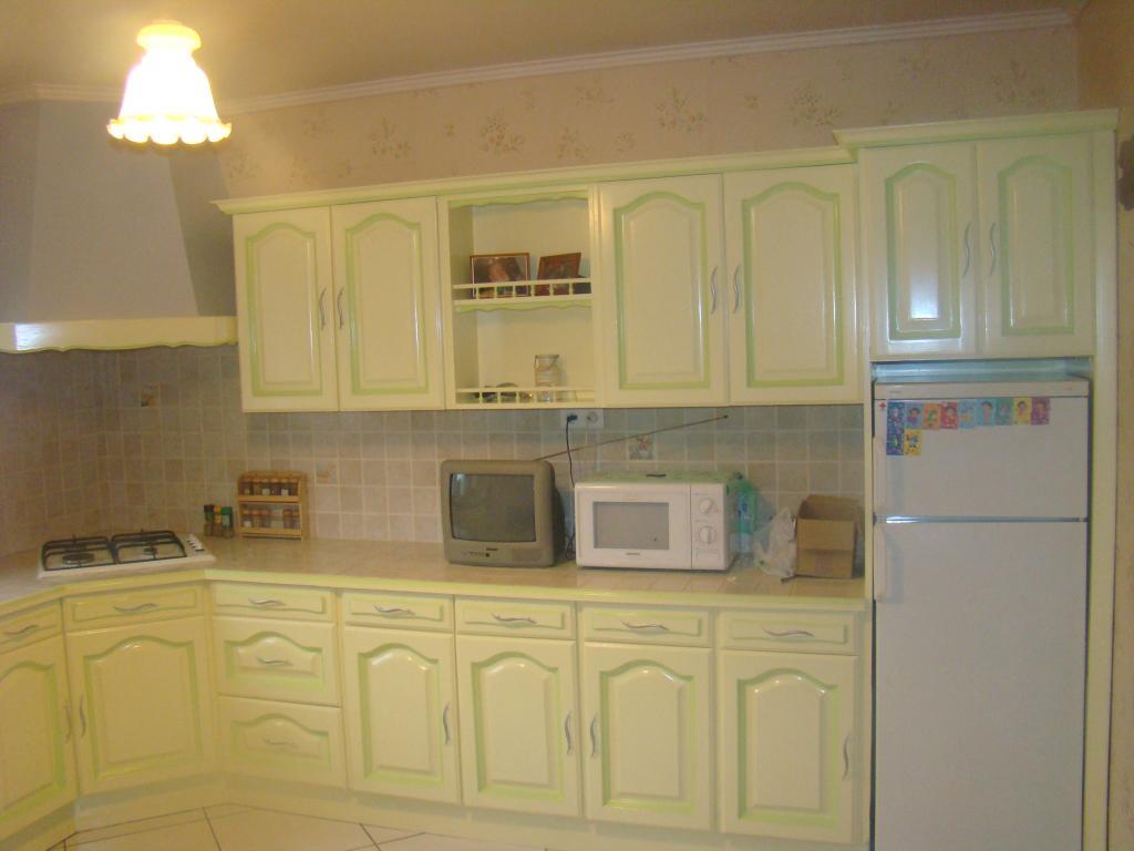Après rénovation - peinture de meubles de cuisine à Vannes