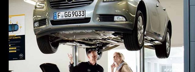 Garage Opel.
