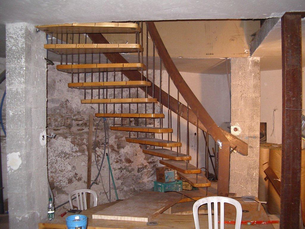 Escalier metallique (avant)