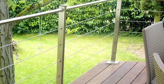 rambarde en inox brossé pour terrasse