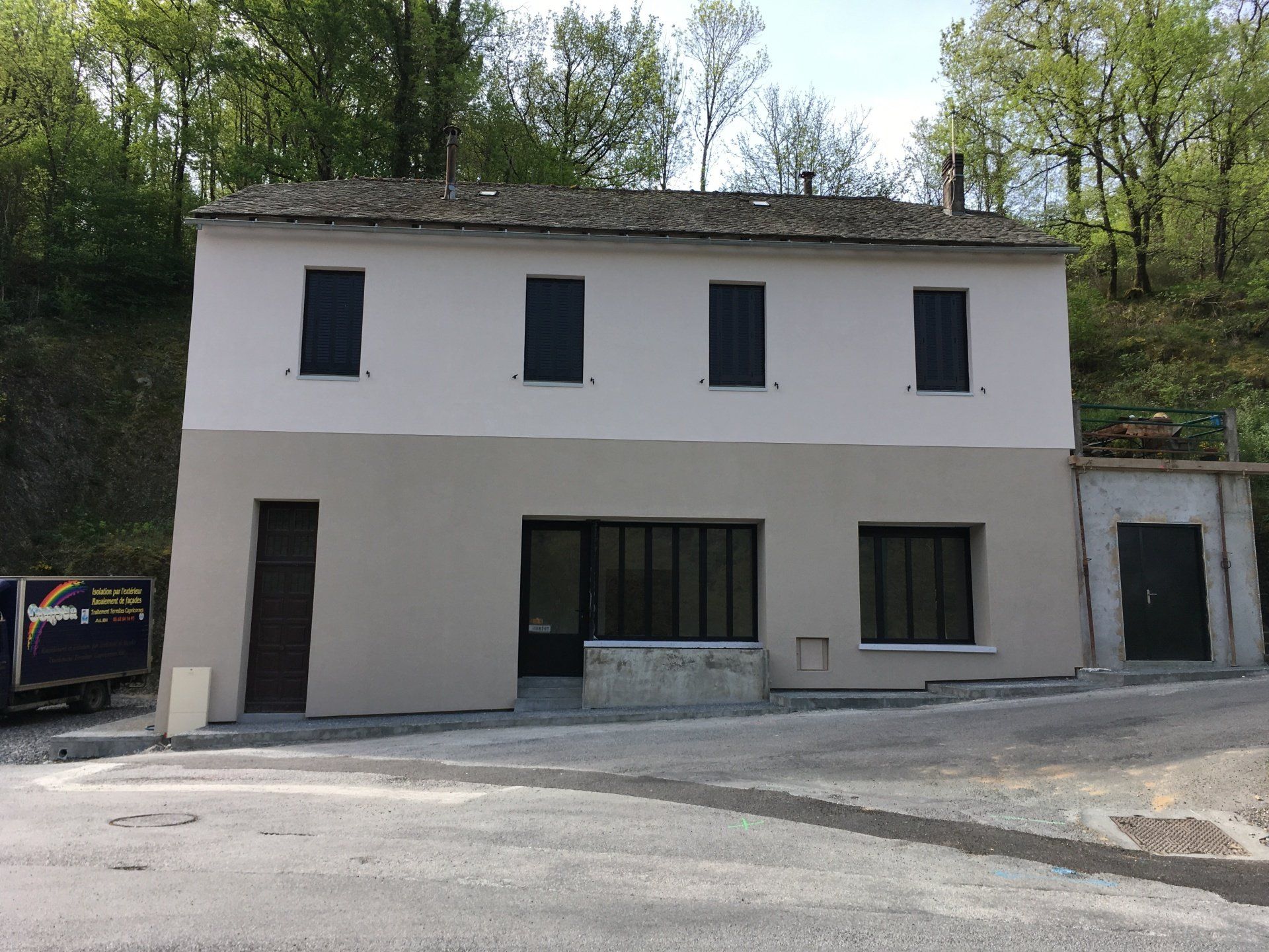 Façade d'une maison rénovée