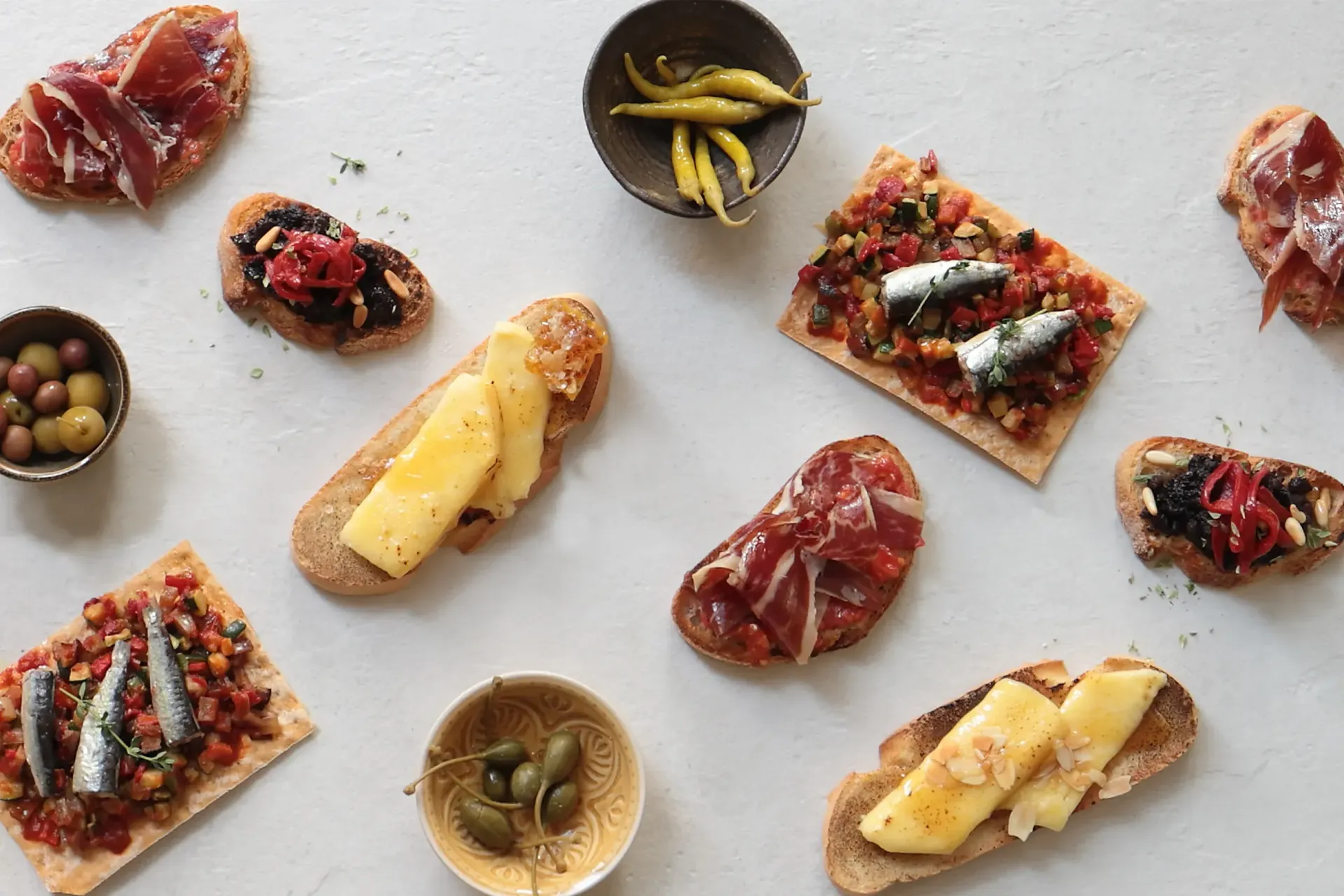 Grillades de poisson et de fruits de mer frais à Lausanne - Bar à Tapas AIPES