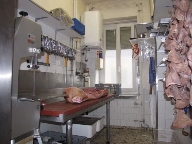 wein - metzgerei & macelleria salumeria fulvi - zürich