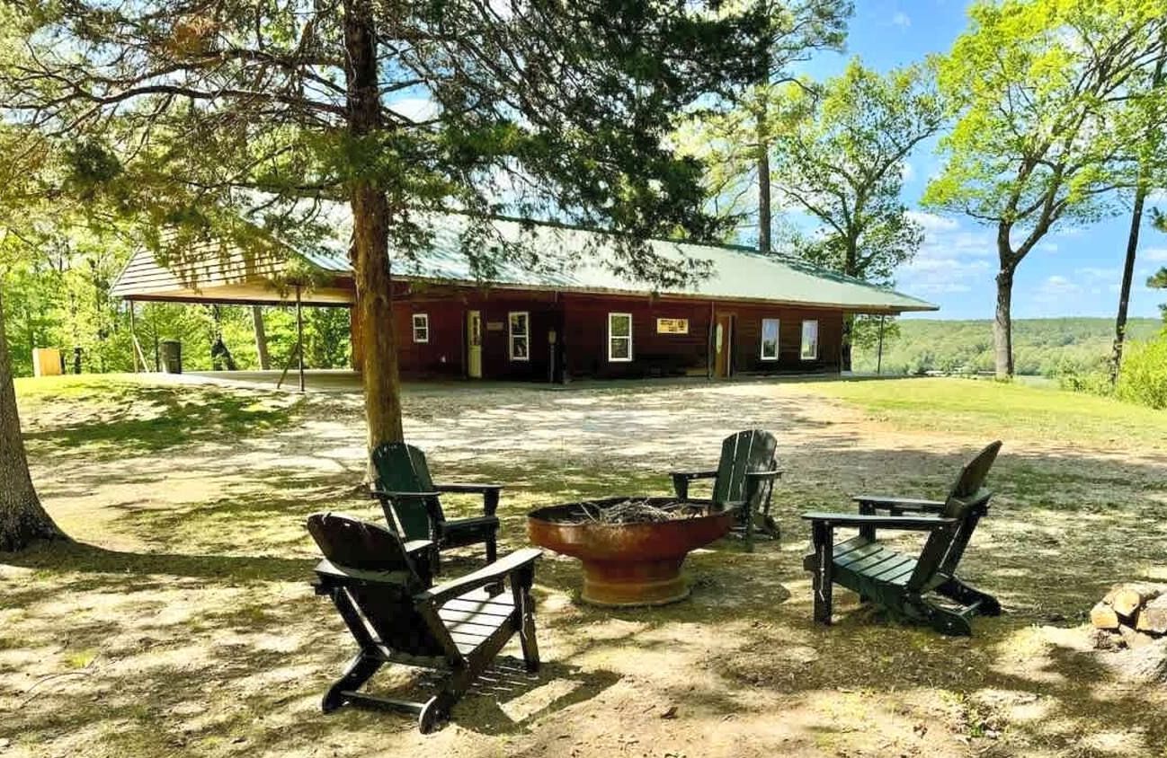 Buffalo Cabin