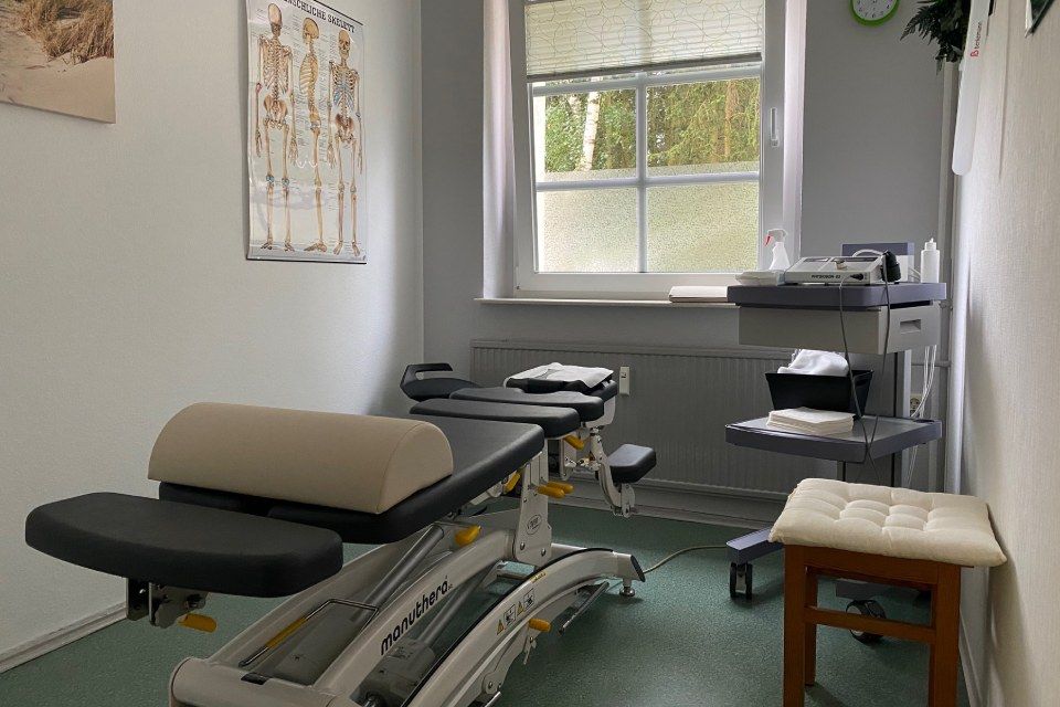 Behandlungsraum der Physiotherapie Schenker