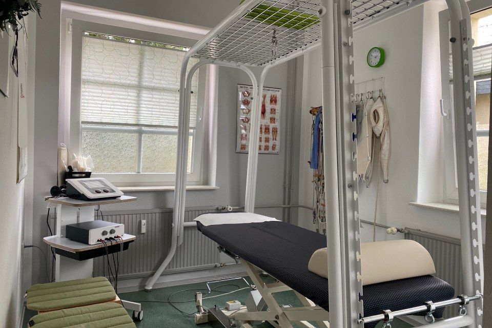 Behandlungsraum der Physiotherapie Schenker