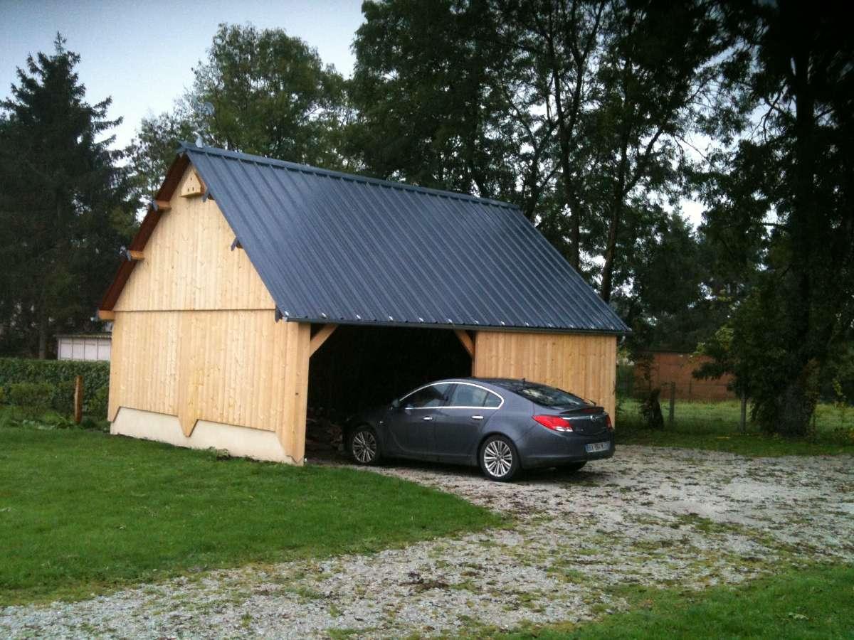 Garage bois traditionnel
