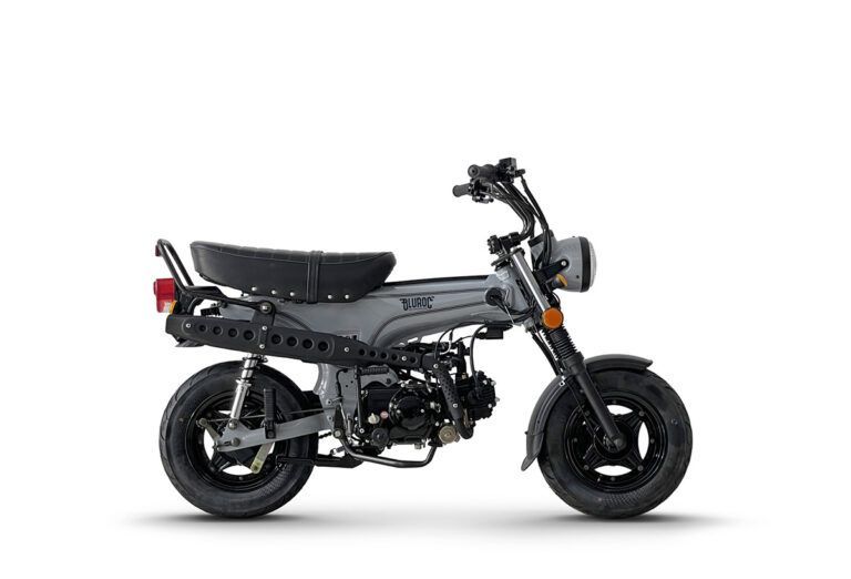 Auf weißem Hintergrund ist ein schwarzes Motorrad abgebildet.