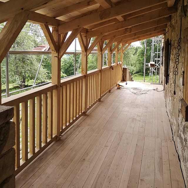 Entrée de bâtisse restaurée