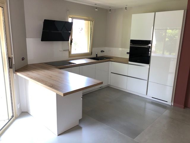 Falc’hun Marianne : cusine d'angle moderne