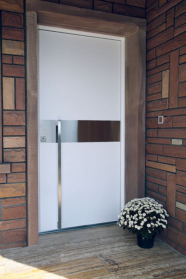 Porte d'entrée d'un établissement professionnel