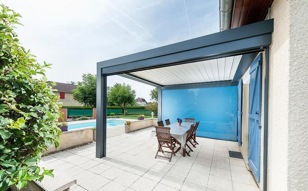 Pergola avec vitrification