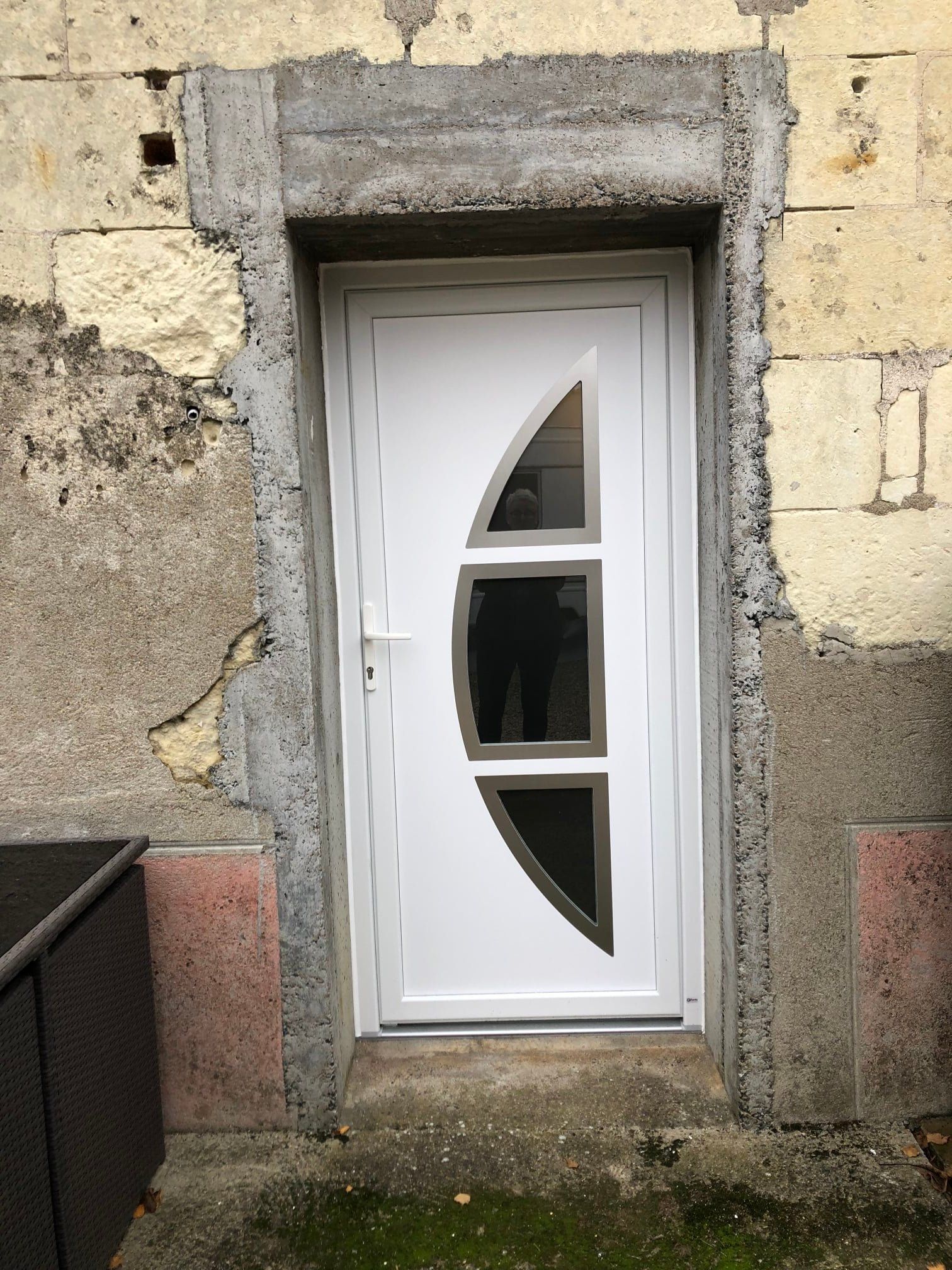 Porte d'entrée en PVC blanc