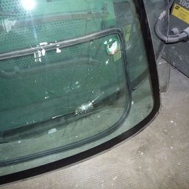 Remplacement de pare brise - Carrosserie de Boissonnet à Lausanne