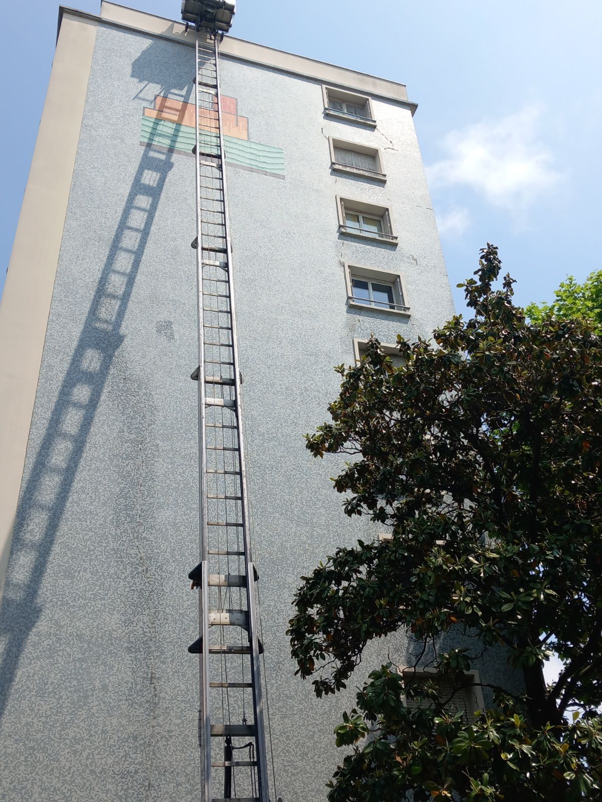 Monte charge 9e étage