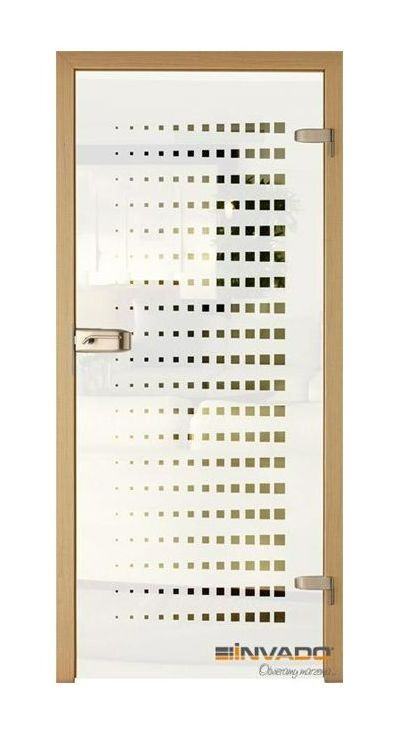 Une porte vitrée.