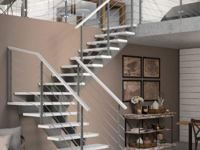 Escalier vers une mezzanine