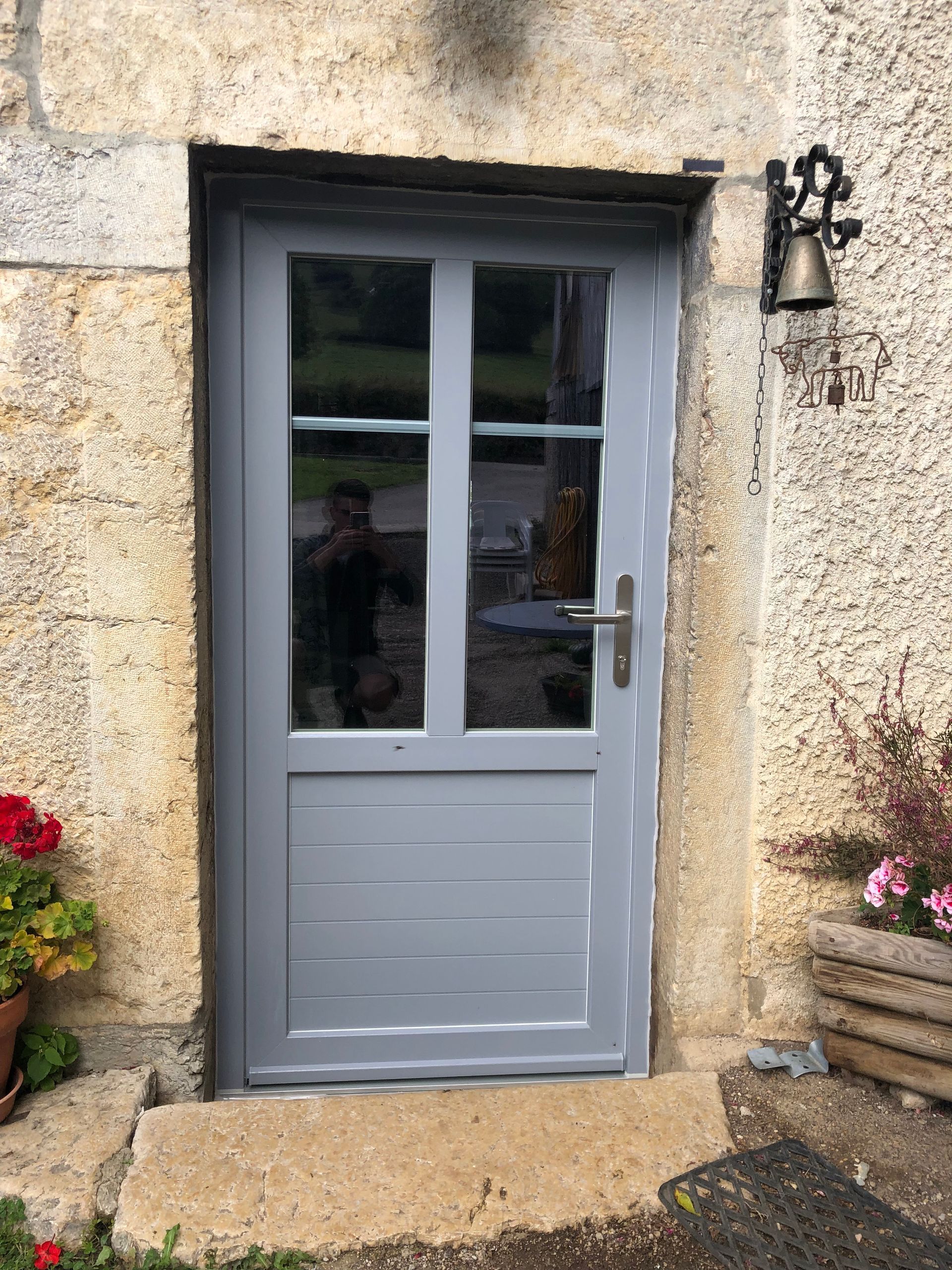 Porte d'entrée vitrée