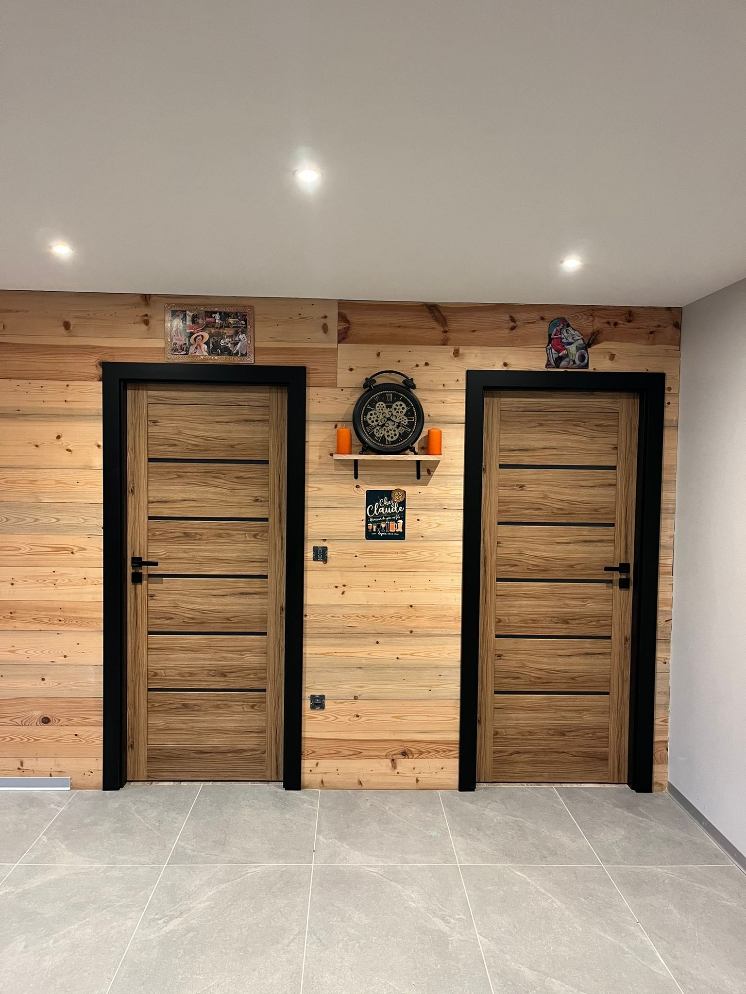 Porte intérieure vitrée.