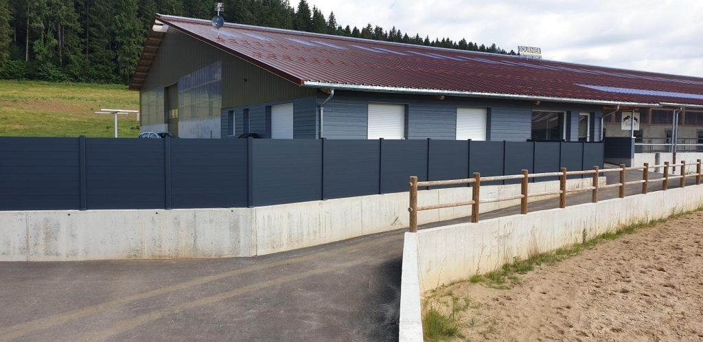 Clôture d'une maison