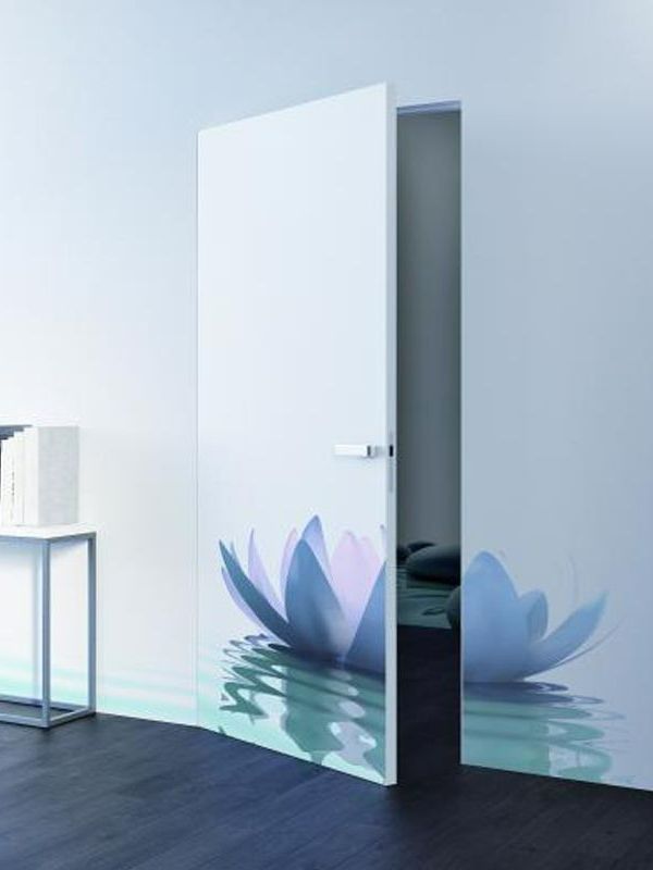 Une porte invisible.