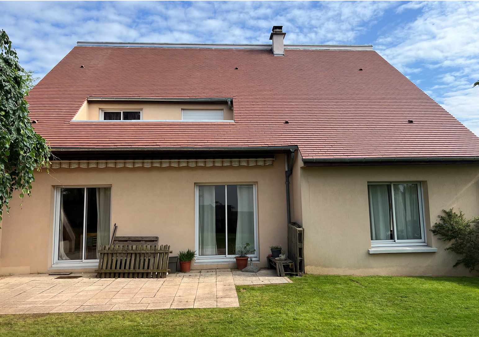 Rénovation de façade d'un pavillon résidentiel